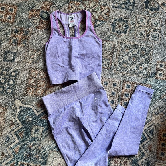 Gymshark Pants - Gymshark Purple Leggings and Top Set